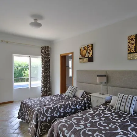فيلة Beautiful 4 Rooms, Heated Pool, In فالي دو لوبو