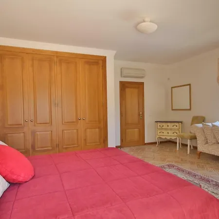 Beautiful 4 Rooms, Heated Pool, In فيلة