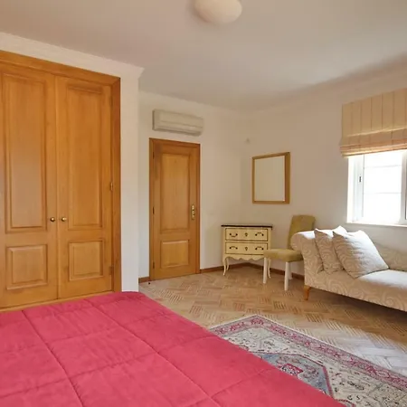 Beautiful 4 Rooms, Heated Pool, In *