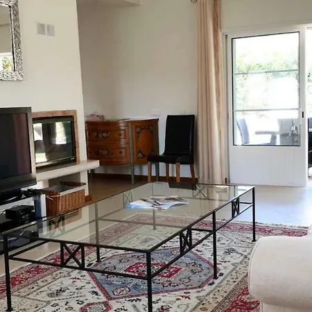 Beautiful 4 Rooms, Heated Pool, In فيلة فالي دو لوبو